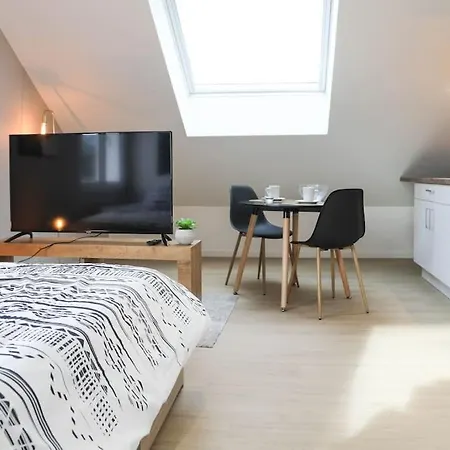 L'atticisme : Jacuzzi & Parking Apartamento *