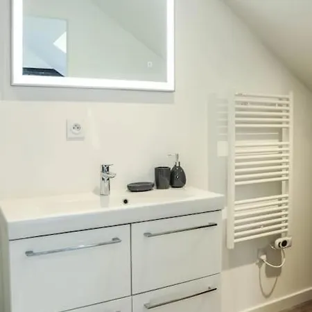 L'atticisme : Jacuzzi & Parking Apartamento Voiron